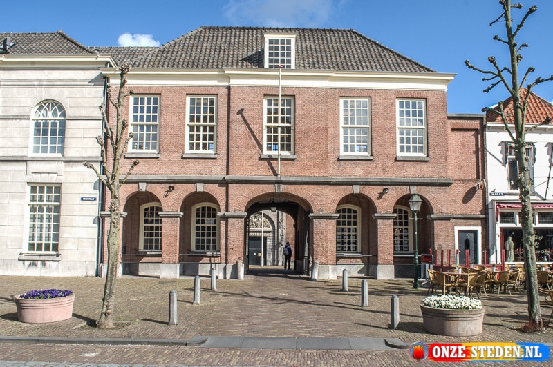 Die Alte Kaserne in der Vennestraat Geertruidenberg