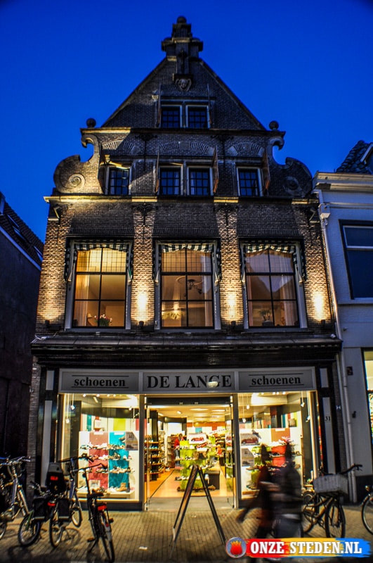 Magasin de chaussures sur l'Oudestraat à Kampen