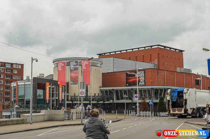 O Zaantheater no centro de Zaandam