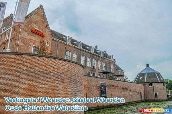 Château de Woerden, ancienne ligne de flottaison hollandaise